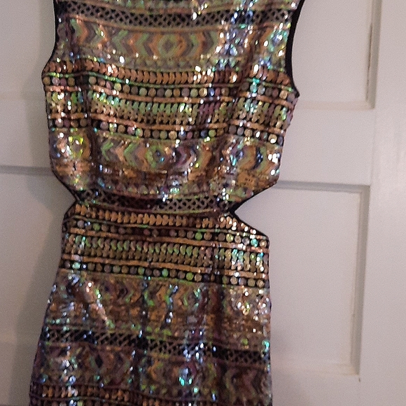 Forever 21 sequined dress - Picture 3 of 8